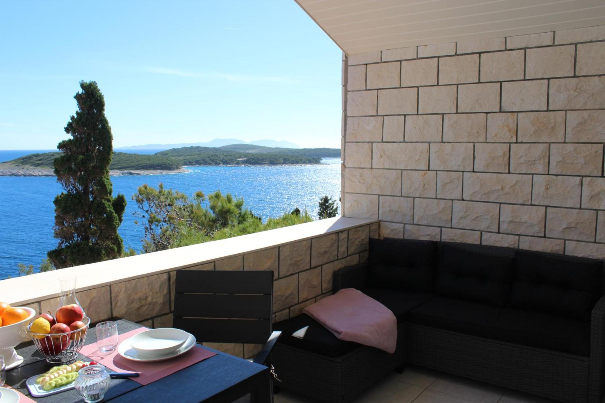 Kiki'S Haven By Villa Kristonia Hvar Town Buitenkant foto
