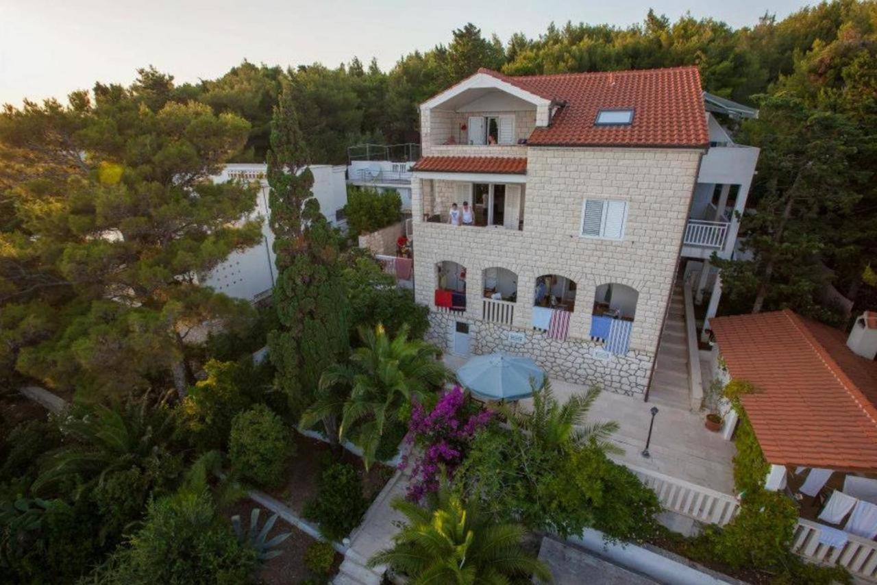 Kiki'S Haven By Villa Kristonia Hvar Town Buitenkant foto